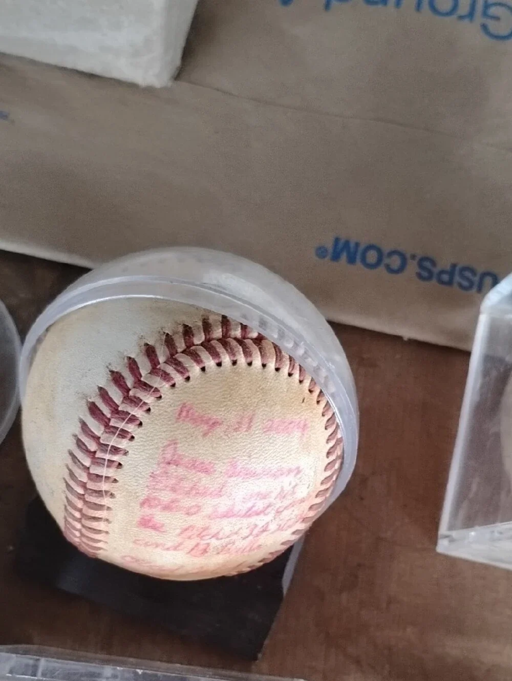 Autographed Vintage Baseball Display Set – White